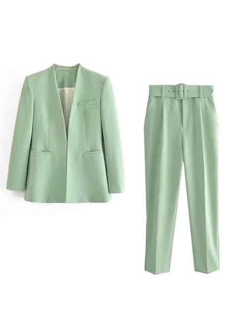 Klassieke Blazer en Broek Combinatie